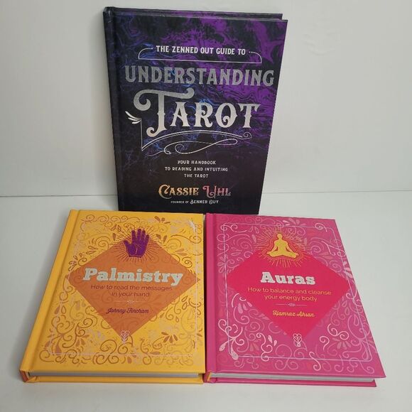 Understanding Tarot, Palmistry, Auras books witchy how to - Picture 1 of 7